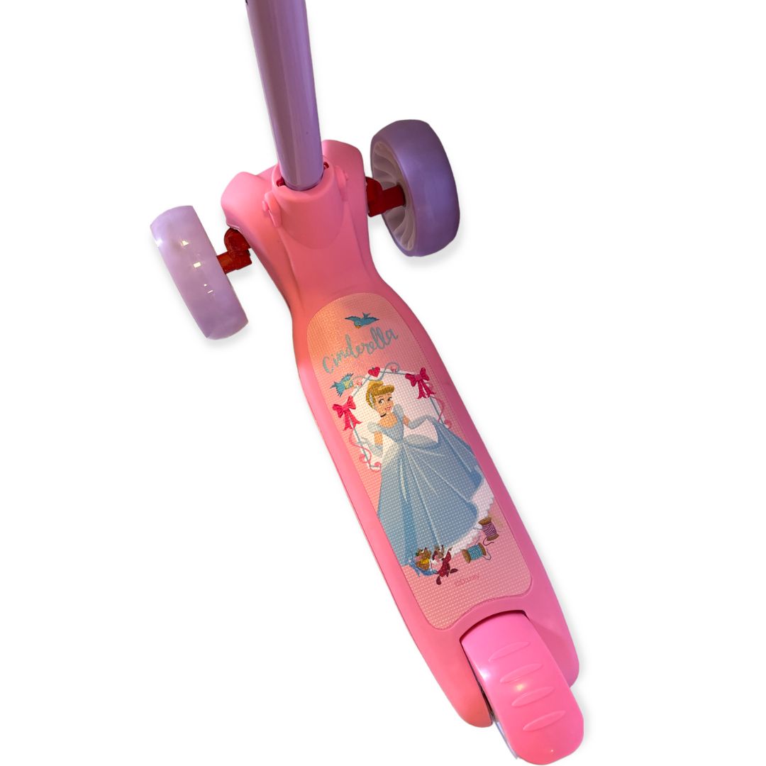 SCOOTER PLEGABLE PRINCESAS DISNEY