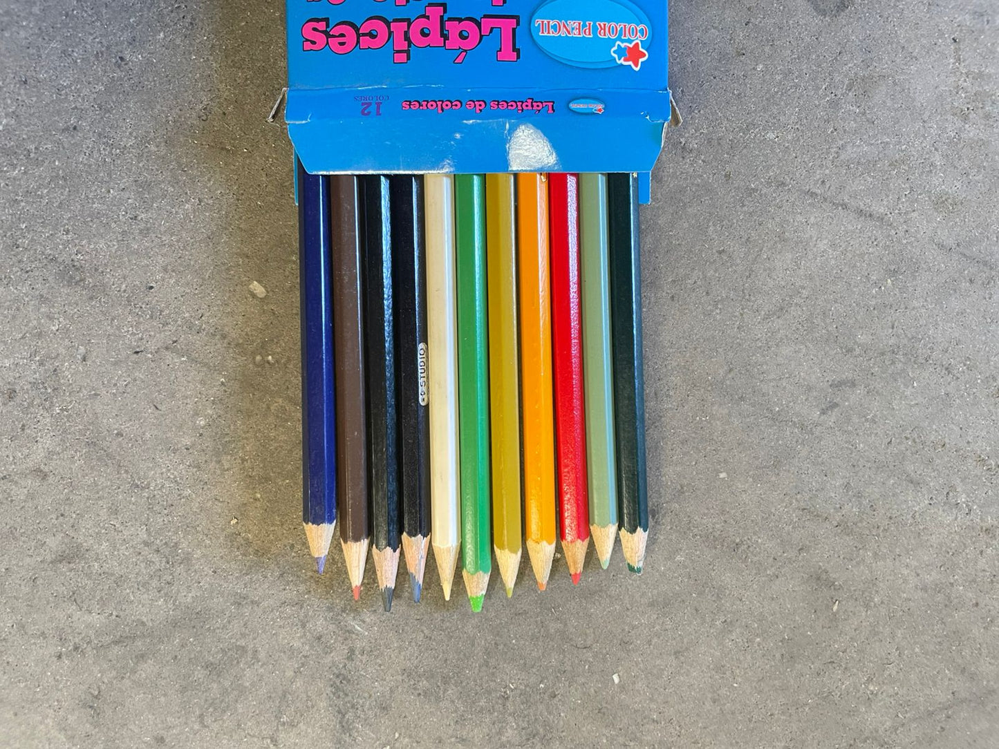 PACK SET 12 CAJITAS DE LÁPICES DE 12 UN